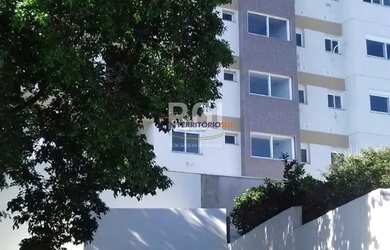 Imagem: O apartamento possui 1 Dormitório, 1 Banheiro, 1 Vaga na garagem