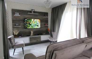 Imagem: A casa possui 5 Dormitórios, 4 Banheiros, 4 Vagas na garagem