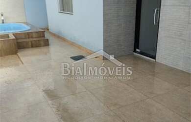 Imagem 10: Casa contemporânea em Residencial no inicio do Lameirão Pequeno / Campo...