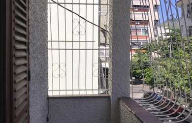 Imagem: O apartamento e possui 3 Dormitórios, Suítes, 2 Banheiros