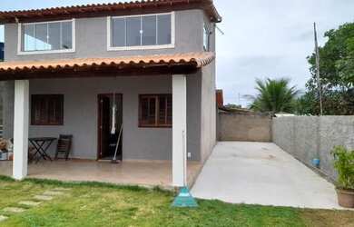 Imagem: A casa possui 2 Dormitórios, 2 Banheiros, 5 Vagas na garagem