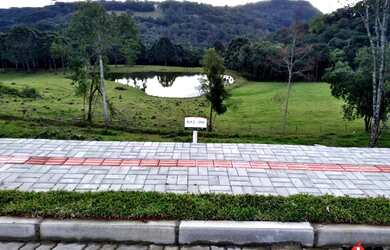 Imagem: O terreno possui 365m² de Área e está localizado em Nova