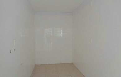 Imagem: O apartamento possui 2 Dormitórios, 1 Banheiro e 63m² de Área