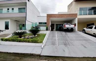 Imagem: A casa em condomínio possui 3 Dormitórios, 4 Banheiros, 4