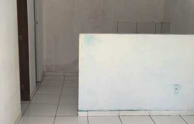 Imagem 1: Aluga-de casa 500 reais. 1 Vaga na garageme1 Dormitório