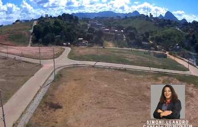 Imagem: O terreno possui 1.000m² de Área, Imóvel novo e está localizado