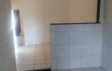 Imagem: A casa possui 2 Dormitórios, 1 Banheiro e 1m² de Área e está