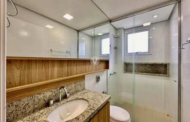 Imagem 7: Cobertura Duplex à venda, com 3 dormitórios, localizada no centro da