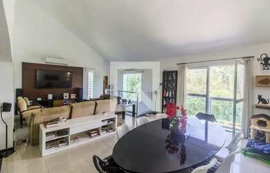 Imagem: Casa à Venda - Alphaville, 3 Quartos, 350 m2