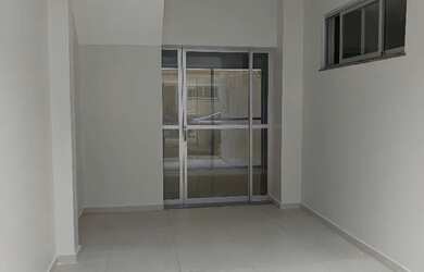 Imagem: A casa possui 2 Dormitórios, 2 Banheiros, 1 Vaga na garagem