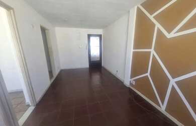 Imagem: O apartamento possui 2 Dormitórios, 1 Banheiro, 60m² de Área