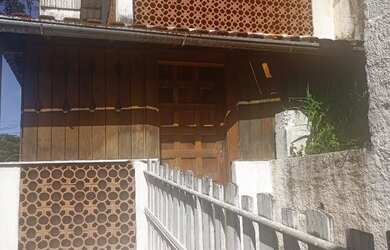 Imagem 13: Vendo casa antiga ótimo local