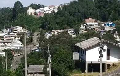 Imagem 2: Terreno á venda em Caxias do Sul, bairro Charqueadas