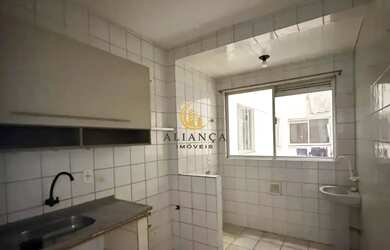 Imagem: O apartamento possui 2 Dormitórios, 1 Banheiro, 1 Vaga na garagem