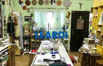 Imagem: A casa possui 2 Dormitórios, 2 Banheiros, 1 Vaga na garagem