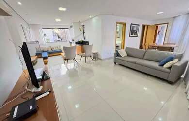 Imagem: O apartamento possui 4 Dormitórios, 5 Banheiros, 4 Vagas na