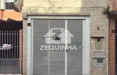 Imagem: A casa possui 2 Dormitórios, 2 Banheiros, 1 Vaga na garagem