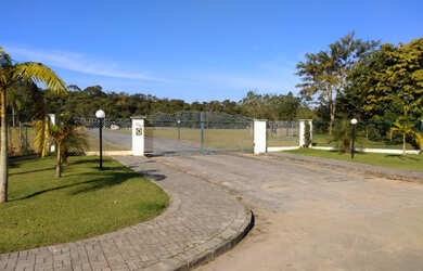 Imagem: O terreno possui 3359m² de Área e está localizado em Joinville