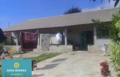 Imagem: A casa possui 2 Dormitórios, 2 Banheiros, 5 Vagas na garagem