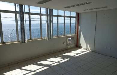 Imagem: O depósito possui 49m² de Área e está localizado em Centro