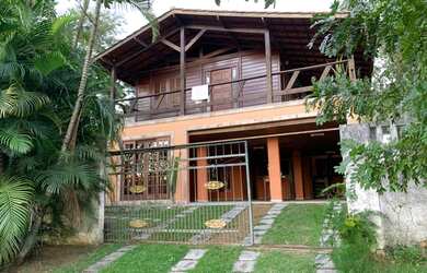 Imagem: A casa em condomínio possui 3 Dormitórios, 4 Banheiros, 5