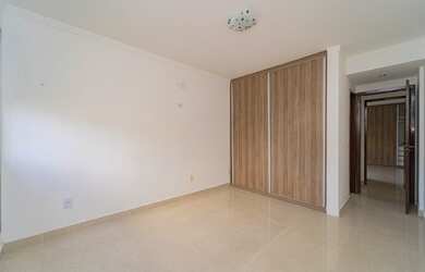 Imagem 8: Apartamento para venda possui 170 metros quadrados com 3 quartos em Tirol...