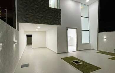 Imagem: A casa possui 3 Dormitórios, 3 Banheiros, 2 Vagas na garagem