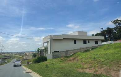 Imagem: O terreno está localizado em Jardins Nápoles, Senador Canedo