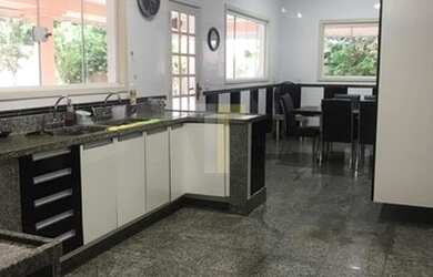 Imagem 7: MANSÃO MARAMAR. Piscina, Churrasqueira, VarandaeÁrea de serviço