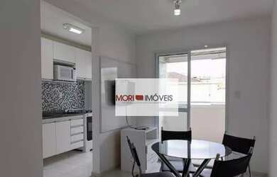 Imagem: O apartamento possui 1 Dormitório, 1 Banheiro, 1 Vaga na garagem