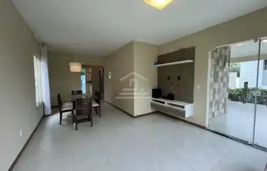 Imagem: A casa em condomínio possui 3 Dormitórios, 4 Banheiros, 2