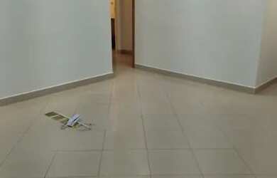 Imagem: O depósito possui 1 Vaga na garagem e 65m² de Área e está