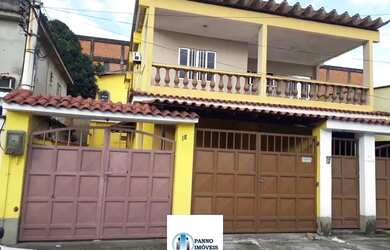 Imagem: A casa possui 2 Dormitórios, 1 Banheiro, 3 Vagas na garagem