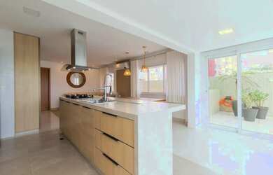 Imagem 15: Luxo à Beira-Mar Apartamento em Caiobá com 4 quartos - Matinhos/PR