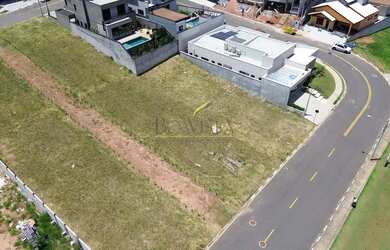 Imagem: O terreno possui 10m² de Área e Imóvel novo e está localizado