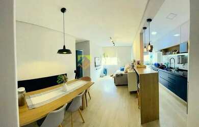 Imagem: O apartamento possui 2 Dormitórios, 1 Banheiro, 1 Vaga na garagem