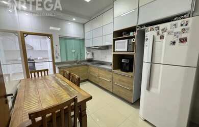 Imagem 15: Casa para venda com 3 quartos em Maringá - PR