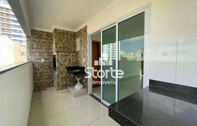 Imagem: O apartamento possui 3 Dormitórios, 3 Banheiros, 1 Vaga na