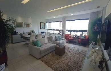 Imagem: O apartamento à venda possui 3 Dormitórios, 3 Banheiros, 3