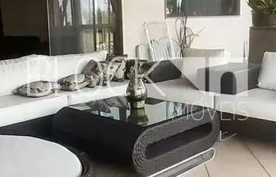 Imagem: O apartamento na cobertura possui 4 Dormitórios, 5 Banheiros