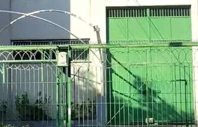 Imagem: O depósito possui 600m² de Área e está localizado em Vila