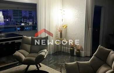 Imagem: O apartamento possui 4 Dormitórios, 5 Banheiros, 4 Vagas na