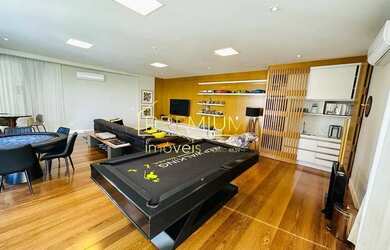 Imagem: A casa em condomínio possui 4 Dormitórios, 5 Banheiros, 5