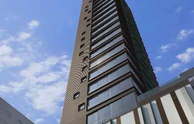 Imagem: O apartamento possui 4 Dormitórios, 4 Banheiros, 2 Vagas na