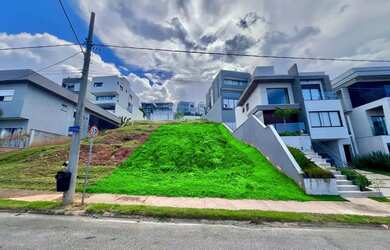 Imagem: O terreno possui 250m² de Área e está localizado em Fazenda