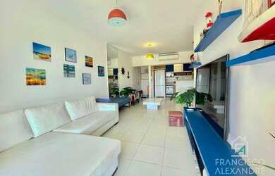 Imagem: O apartamento possui 3 Dormitórios, 1 Banheiro, 2 Vagas na