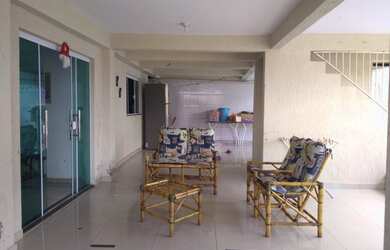 Imagem: A casa em condomínio possui 5 Dormitórios, 3 Banheiros, 1