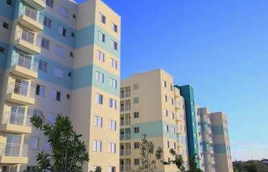 Imagem: O apartamento possui 3 Dormitórios, 1 Banheiro, 1 Vaga na garagem