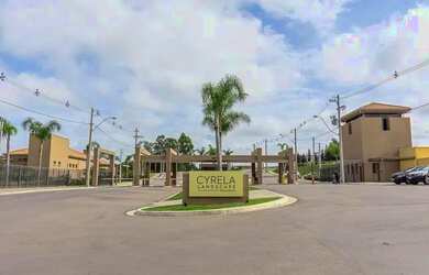 Imagem: A casa possui 3 Dormitórios, 4 Banheiros, 4 Vagas na garagem