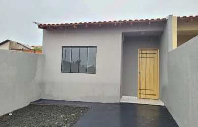 Imagem: A casa possui 2 Dormitórios, 1 Banheiro, 1 Vaga na garagem